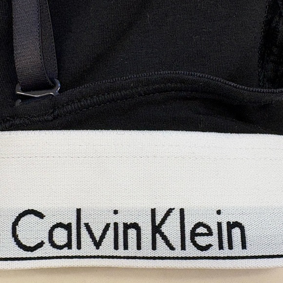 SET OF TWO 2️⃣ Calvin Klein Modern Triangle Lightly Lined Bras. Size Small. - Picture 7 of 12